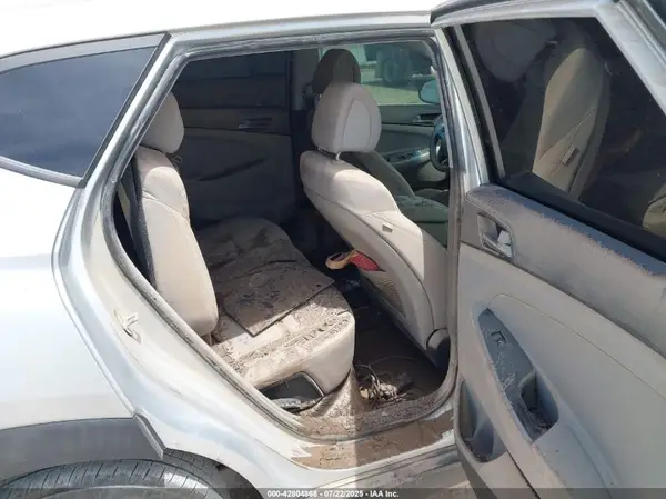 KM8J33A41GU106857 2016 HYUNDAI TUCSON - Image 8