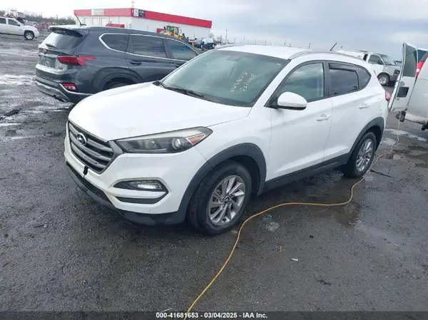 KM8J33A41GU116787 2016 HYUNDAI TUCSON - Image 2