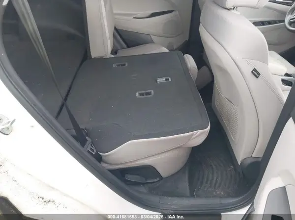 KM8J33A41GU116787 2016 HYUNDAI TUCSON - Image 8