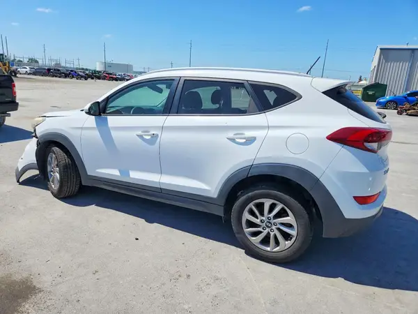 KM8J33A41GU117924 2016 HYUNDAI TUCSON - Image 2
