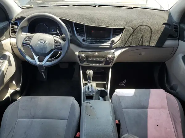 KM8J33A41GU119799 2016 HYUNDAI TUCSON - Image 8