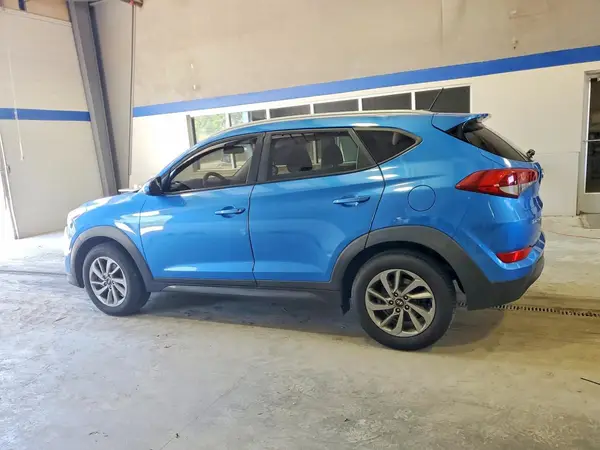 KM8J33A41GU140538 2016 HYUNDAI TUCSON - Image 2