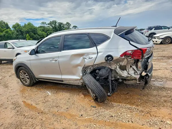 KM8J33A41GU157212 2016 HYUNDAI TUCSON - Image 2