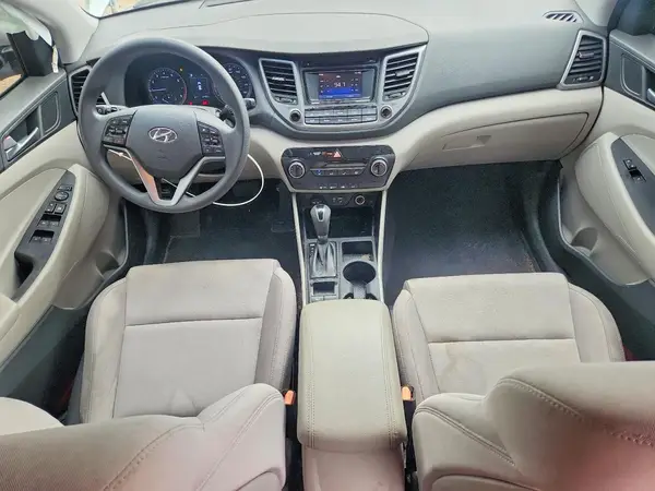KM8J33A41GU157212 2016 HYUNDAI TUCSON - Image 8