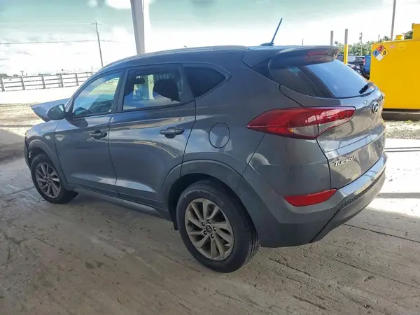KM8J33A41GU186869 2016 HYUNDAI TUCSON - Image 2