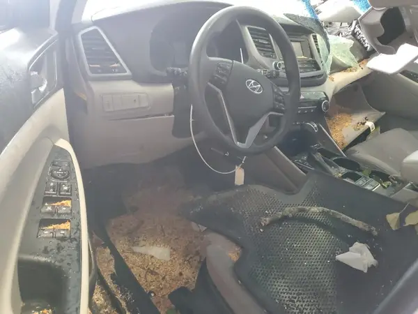 KM8J33A41GU197709 2016 HYUNDAI TUCSON - Image 8