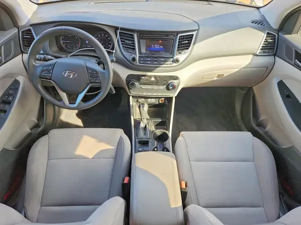 KM8J33A41GU220504 2016 HYUNDAI TUCSON - Image 8