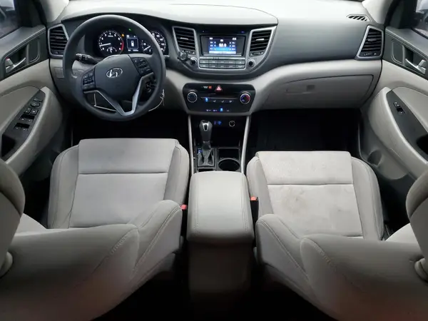 KM8J33A41GU221135 2016 HYUNDAI TUCSON - Image 8