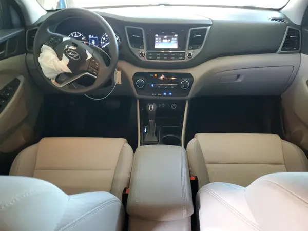 KM8J33A41HU272054 2017 HYUNDAI TUCSON - Image 8