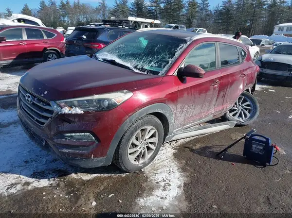 KM8J33A41HU276489 2017 HYUNDAI TUCSON - Image 2