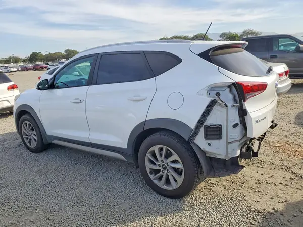 KM8J33A41HU336318 2017 HYUNDAI TUCSON - Image 2