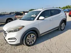 KM8J33A41HU353863 2017 HYUNDAI TUCSON