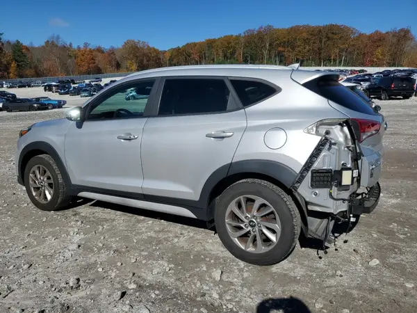 KM8J33A41HU368430 2017 HYUNDAI TUCSON - Image 2