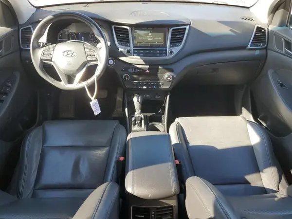 KM8J33A41HU368430 2017 HYUNDAI TUCSON - Image 8