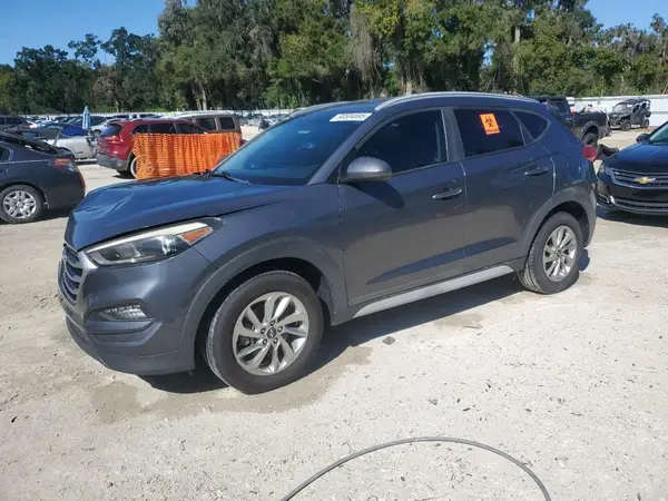 KM8J33A41HU393294 2017 HYUNDAI TUCSON - Image 1