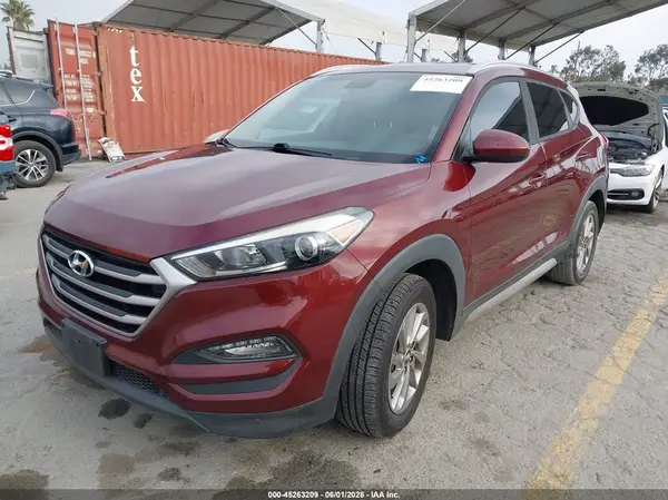 KM8J33A41HU396115 2017 HYUNDAI TUCSON - Image 2