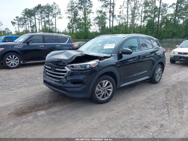 KM8J33A41HU409705 2017 HYUNDAI TUCSON - Image 2