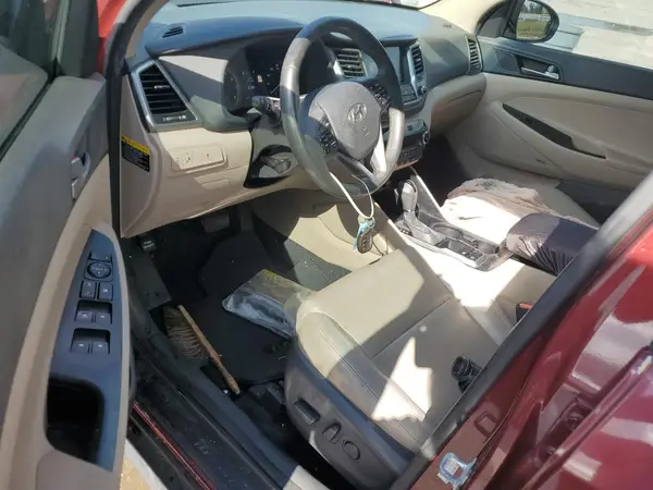 KM8J33A41HU420171 2017 HYUNDAI TUCSON - Image 8