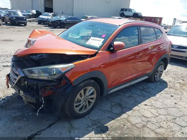 KM8J33A41HU420249 2017 HYUNDAI TUCSON - Image 2