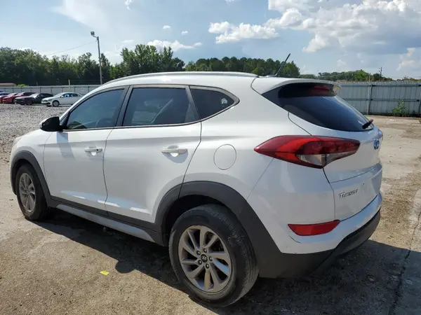 KM8J33A41HU434880 2017 HYUNDAI TUCSON - Image 2