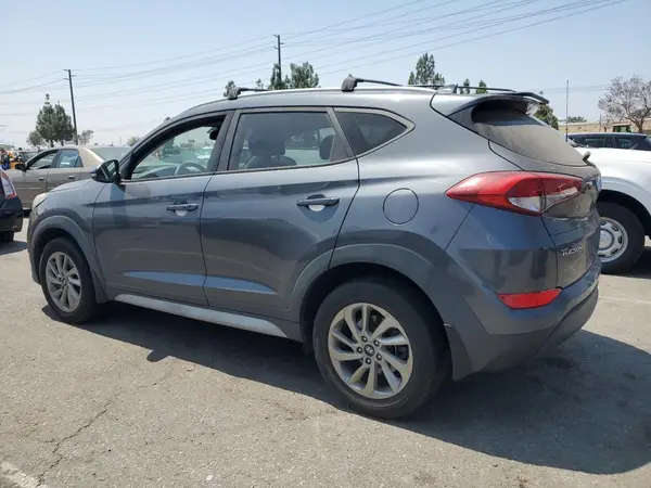 KM8J33A41HU443384 2017 HYUNDAI TUCSON - Image 2