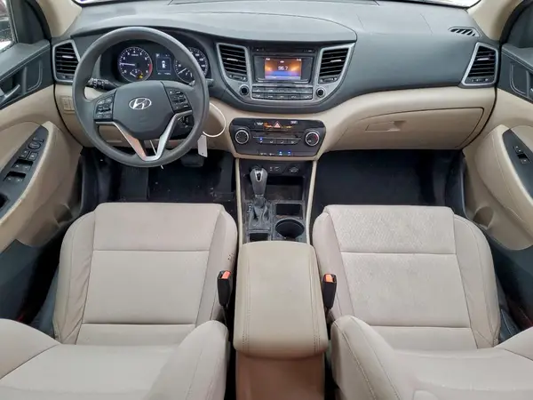 KM8J33A41HU465255 2017 HYUNDAI TUCSON - Image 8