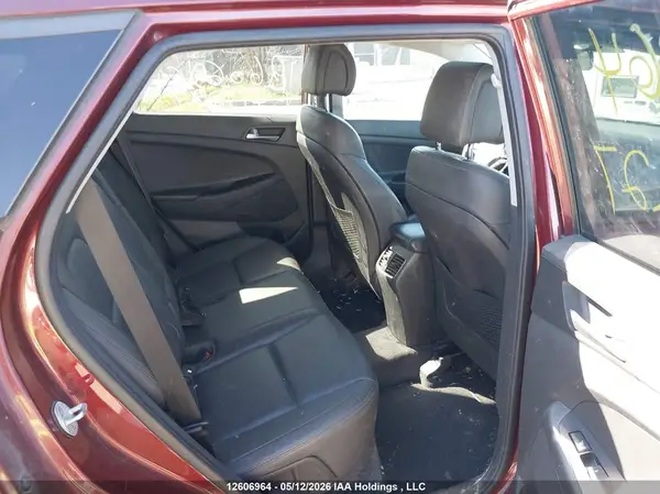 KM8J33A41HU477227 2017 HYUNDAI TUCSON - Image 8