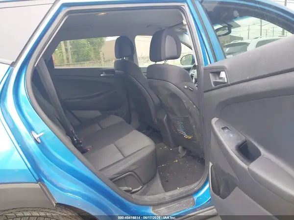 KM8J33A41HU491080 2017 HYUNDAI TUCSON - Image 8