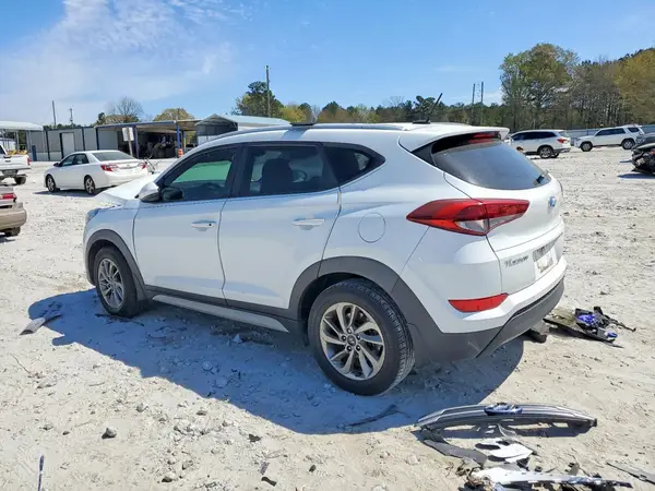 KM8J33A41HU504880 2017 HYUNDAI TUCSON - Image 2