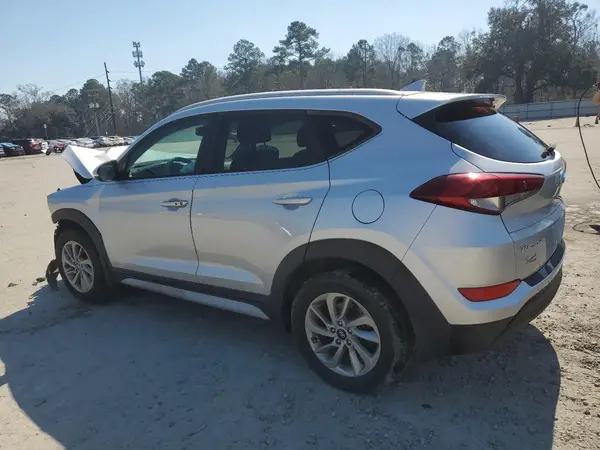 KM8J33A41HU519296 2017 HYUNDAI TUCSON - Image 2