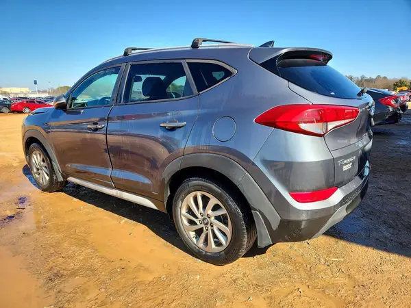KM8J33A41HU523560 2017 HYUNDAI TUCSON - Image 2
