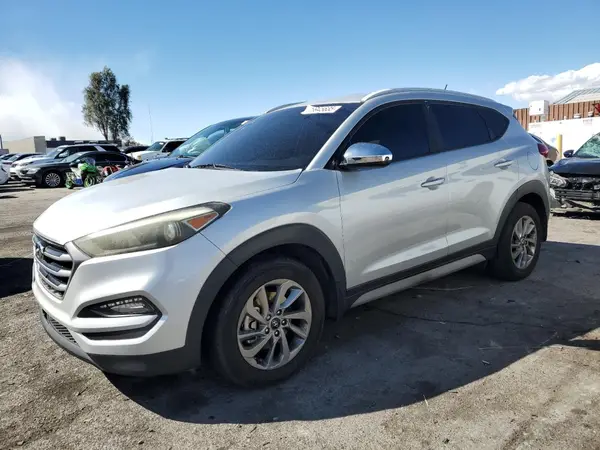 KM8J33A41HU562813 2017 HYUNDAI TUCSON - Image 1