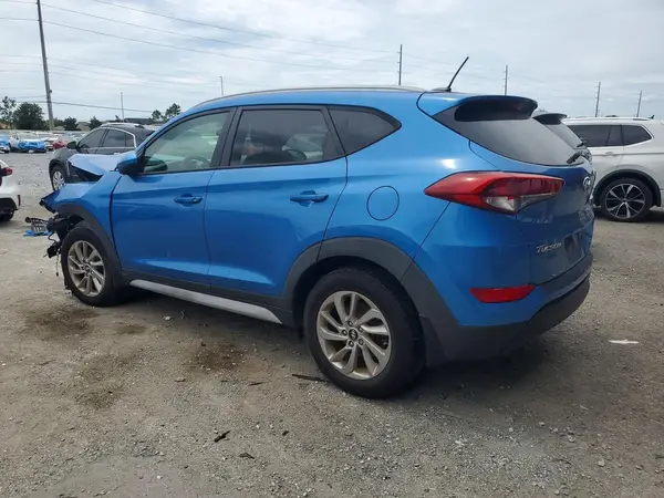 KM8J33A41HU567588 2017 HYUNDAI TUCSON - Image 2