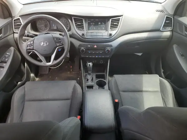 KM8J33A41JU600367 2018 HYUNDAI TUCSON - Image 8