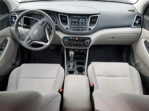 KM8J33A41JU601762 2018 HYUNDAI TUCSON - Image 8
