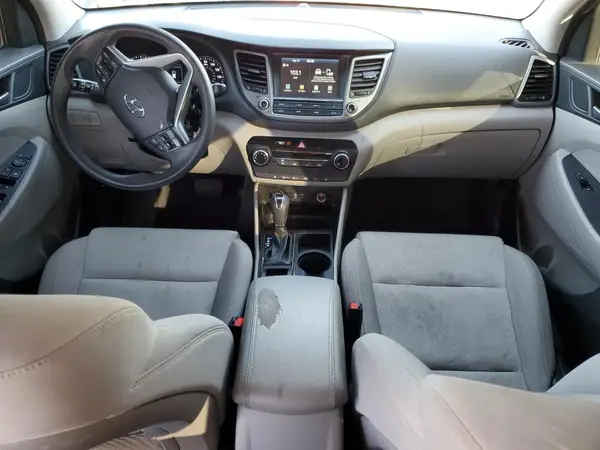 KM8J33A41JU607593 2018 HYUNDAI TUCSON - Image 8