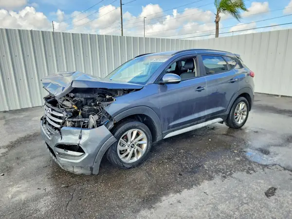 KM8J33A41JU622093 2018 HYUNDAI TUCSON - Image 1