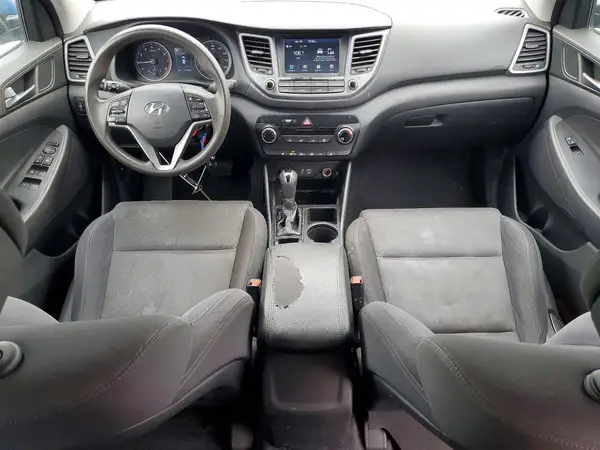 KM8J33A41JU625785 2018 HYUNDAI TUCSON - Image 8