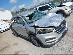 KM8J33A41JU637998 2018 HYUNDAI TUCSON
