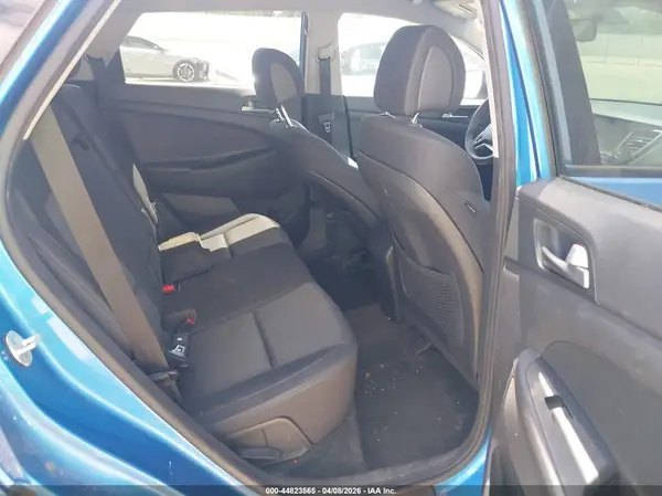 KM8J33A41JU641288 2018 HYUNDAI TUCSON - Image 8