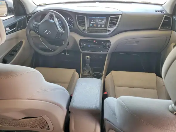 KM8J33A41JU649245 2018 HYUNDAI TUCSON - Image 8