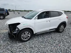 KM8J33A41JU670631 2018 HYUNDAI TUCSON