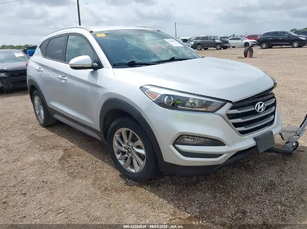 KM8J33A41JU678065 2018 HYUNDAI TUCSON - Image 1