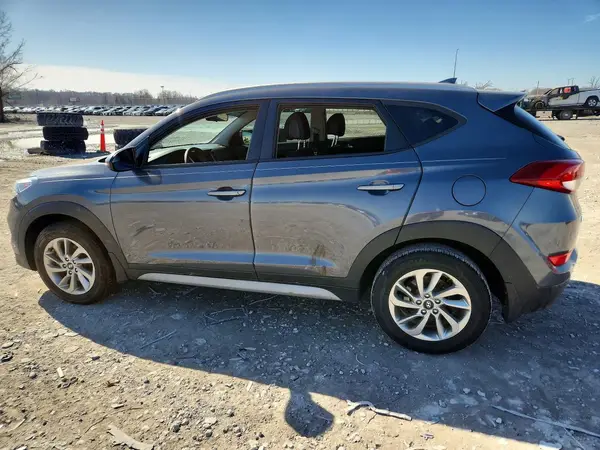 KM8J33A41JU692046 2018 HYUNDAI TUCSON - Image 2