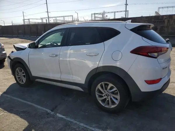 KM8J33A41JU696209 2018 HYUNDAI TUCSON - Image 2