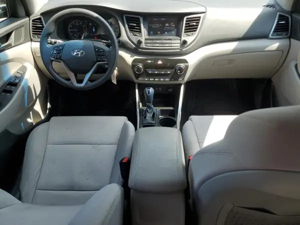 KM8J33A41JU701666 2018 HYUNDAI TUCSON - Image 8