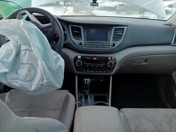 KM8J33A41JU708150 2018 HYUNDAI TUCSON - Image 8