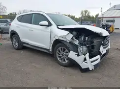 KM8J33A41JU714787 2018 HYUNDAI TUCSON