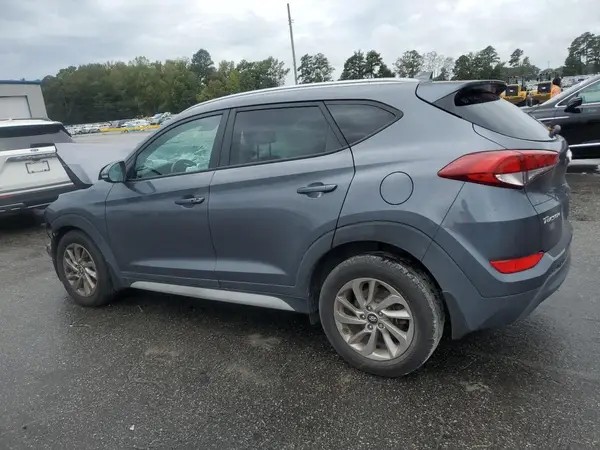 KM8J33A41JU720329 2018 HYUNDAI TUCSON - Image 2