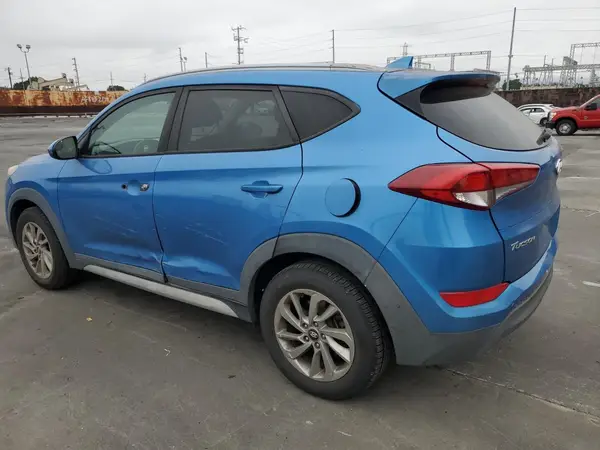 KM8J33A41JU725658 2018 HYUNDAI TUCSON - Image 2